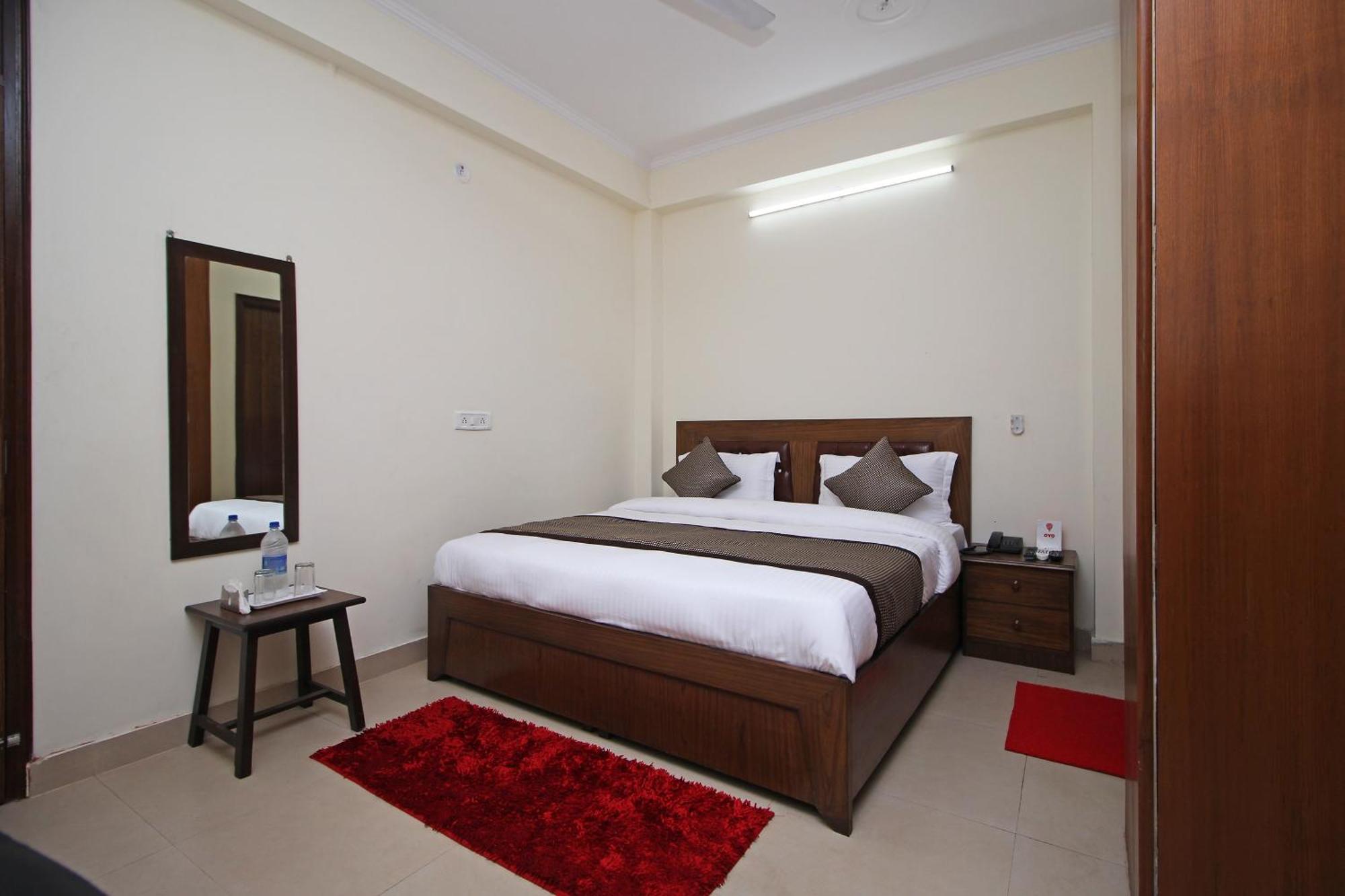 โอโย 9273 สุริยา พาเลซ Hotel นิวเดลี ภายนอก รูปภาพ