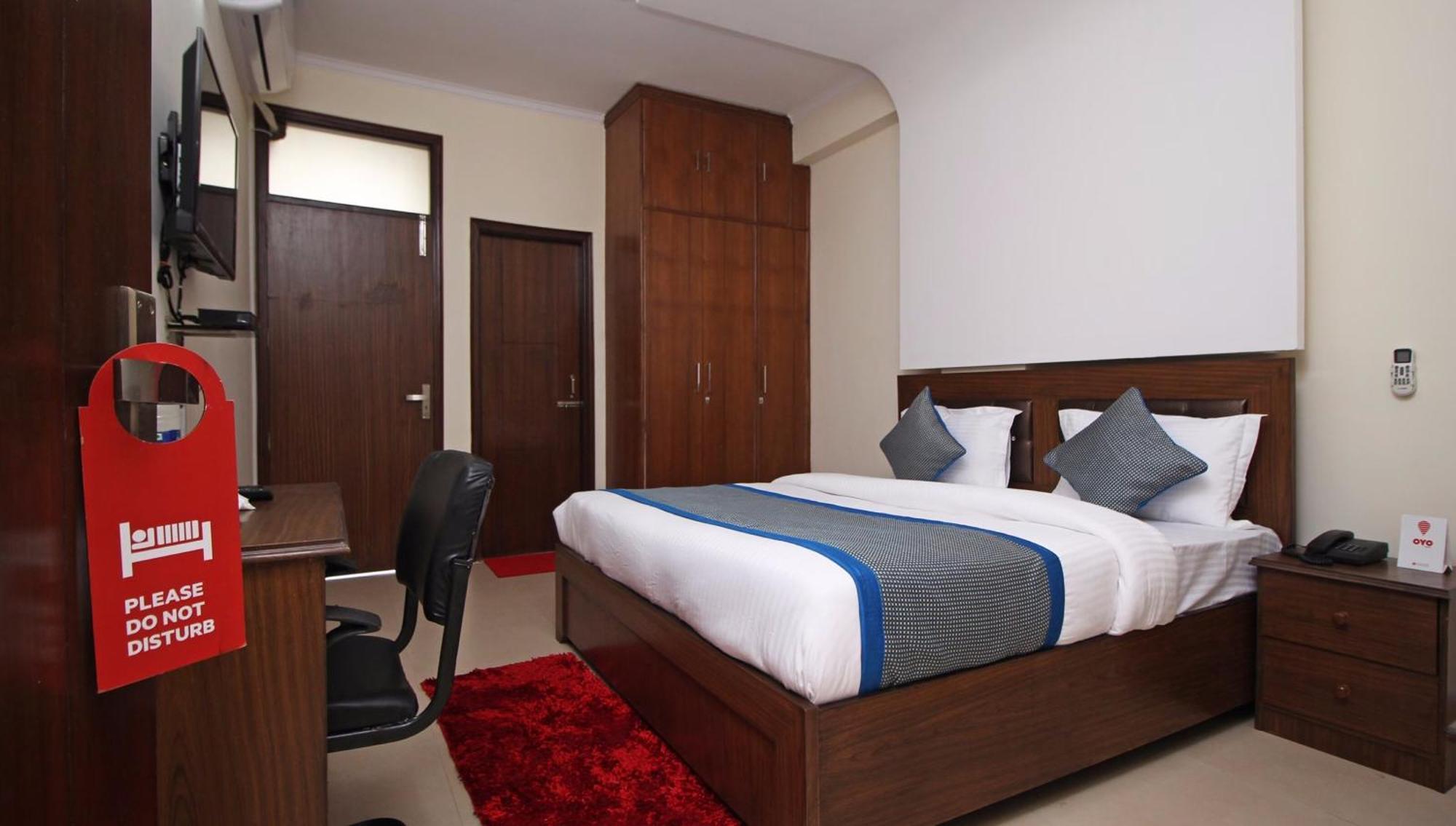 โอโย 9273 สุริยา พาเลซ Hotel นิวเดลี ภายนอก รูปภาพ
