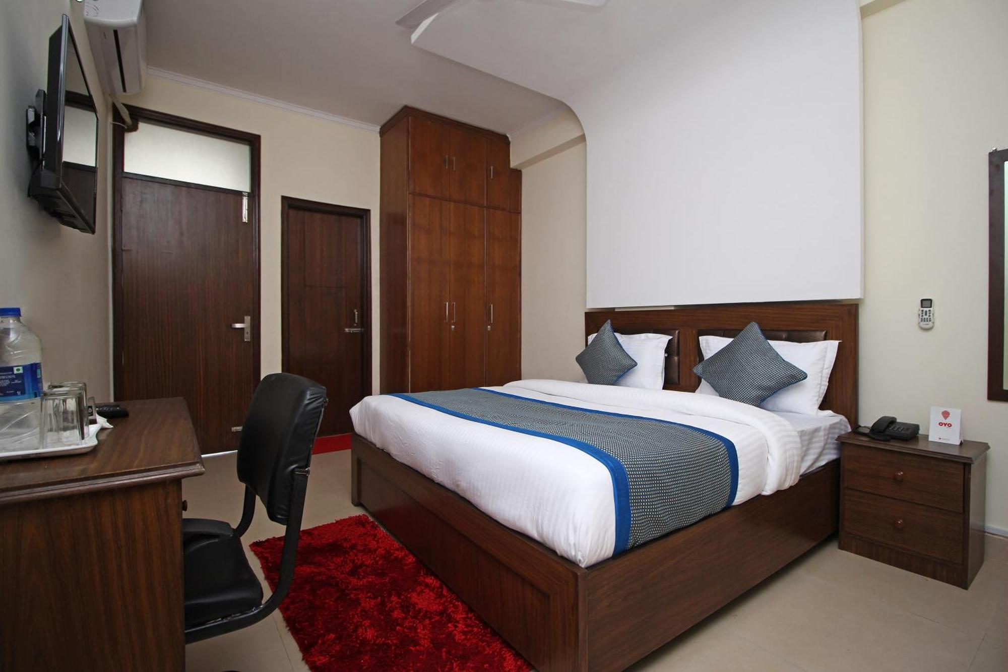 โอโย 9273 สุริยา พาเลซ Hotel นิวเดลี ภายนอก รูปภาพ